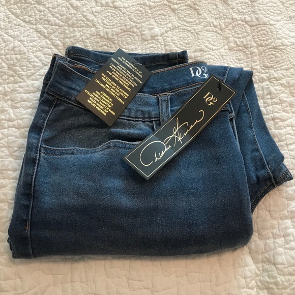 NWT DG2 4-pocket jeans—virtual stretch (16) - Picture 16 of 16